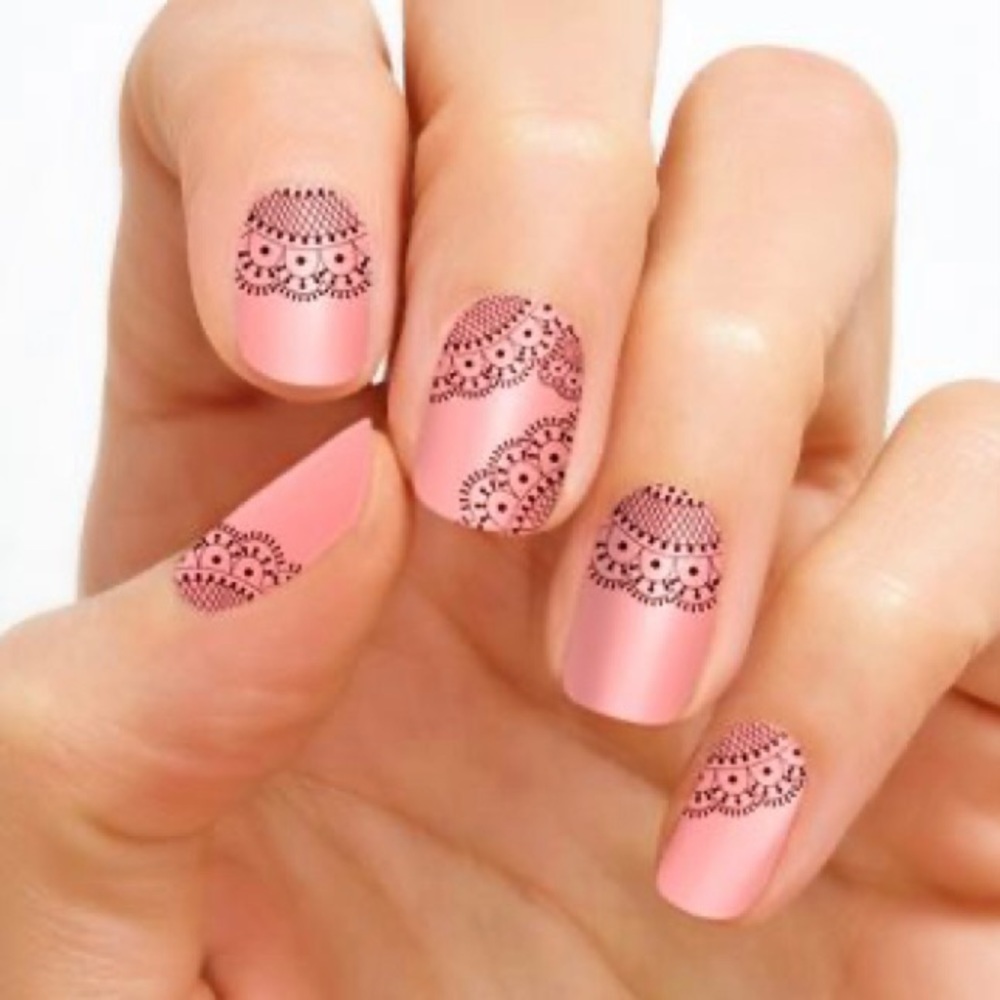 Color Street Saloon Girl Pink Lace Nail Strips NWT